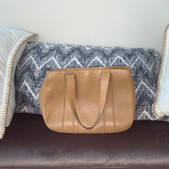 Coach- Leather Purse - Picture 1 of 9